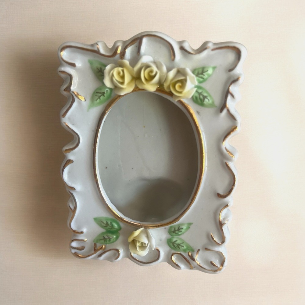 Vintage Lefton Porcelain Picture Photo Frame Floral Cottagecore Victorian 3"x4"